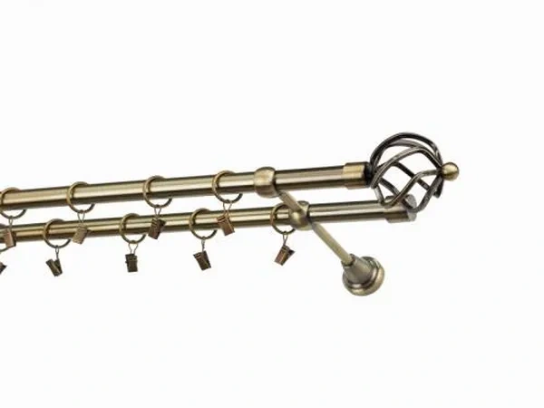 karikákkal és csipeszekkel