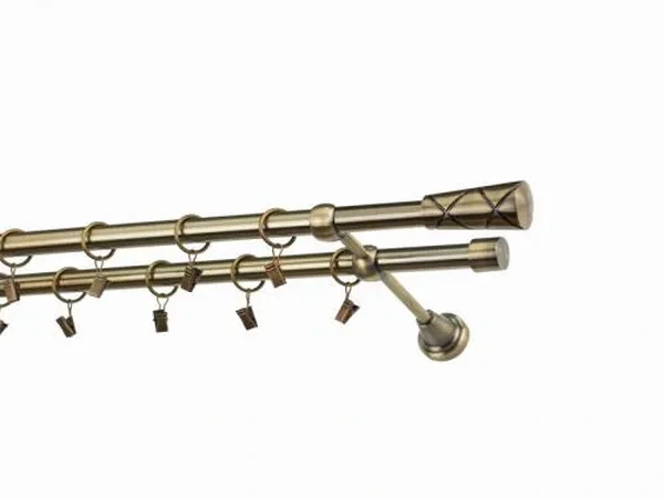 karikákkal és csipeszekkel