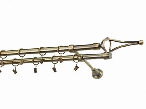 karikákkal és csipeszekkel