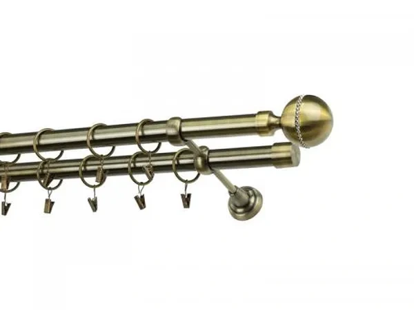 karikákkal és csipeszekkel