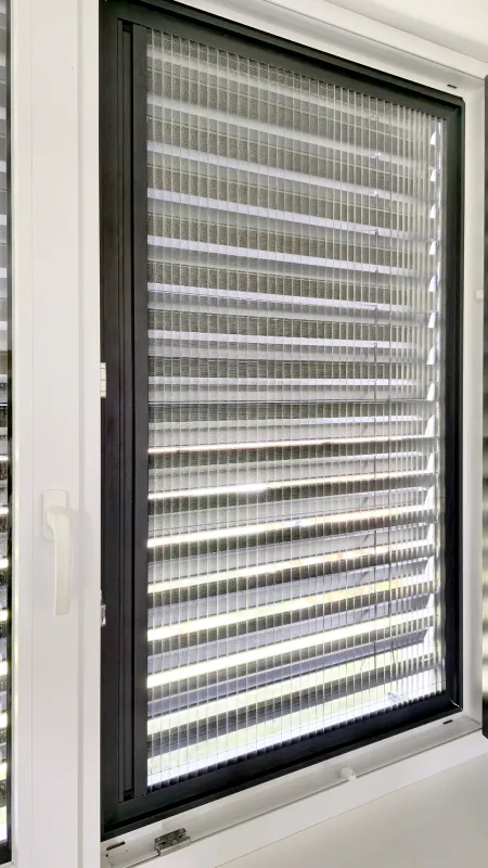 Sieťky proti hmyzu na OKNO - PLISSÉ KLIK LUX - bežné odtiene 3