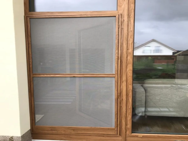 Zsanéros szúnyogháló AJTÓRA SMART keretben - RAL színek 3